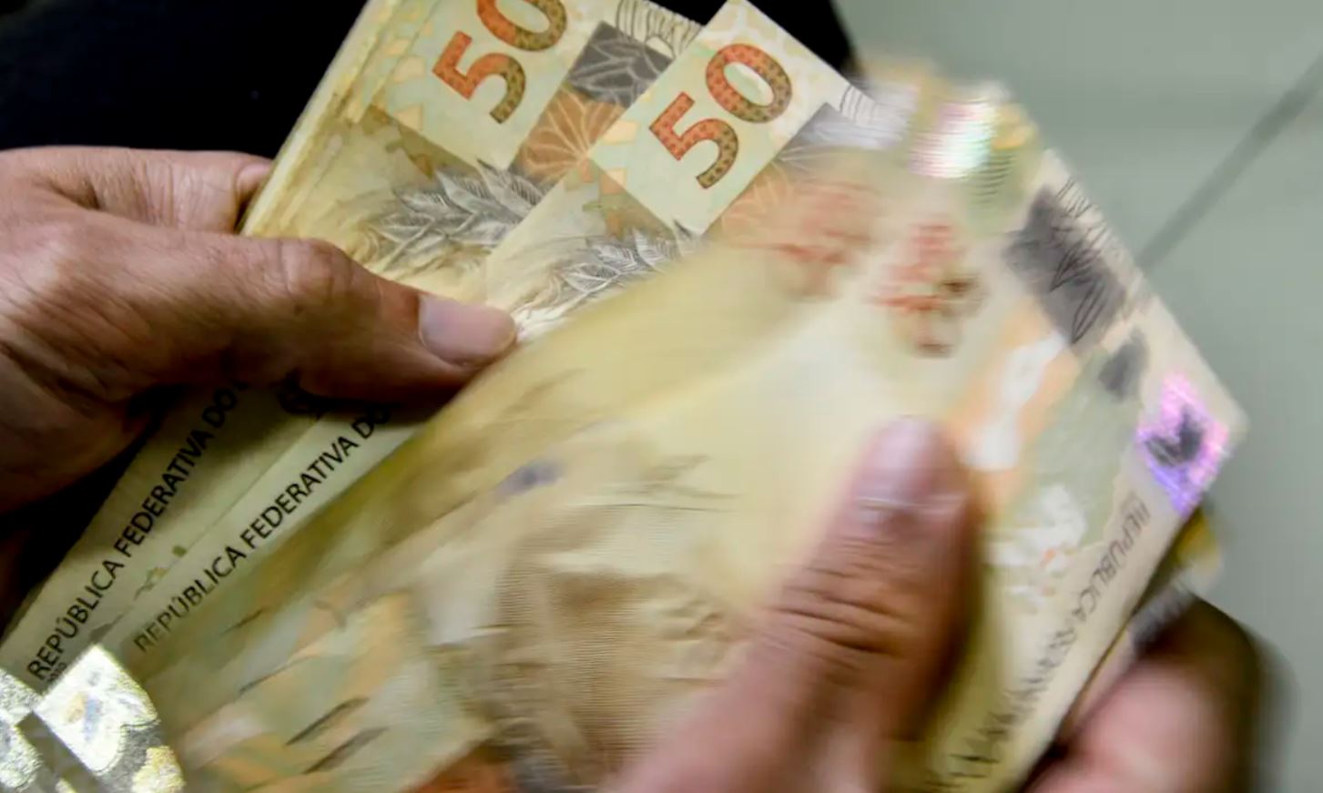 Leia mais sobre o artigo Mercado financeiro reduz ainda mais a previsão da inflação, que agora cai pra 5,55%