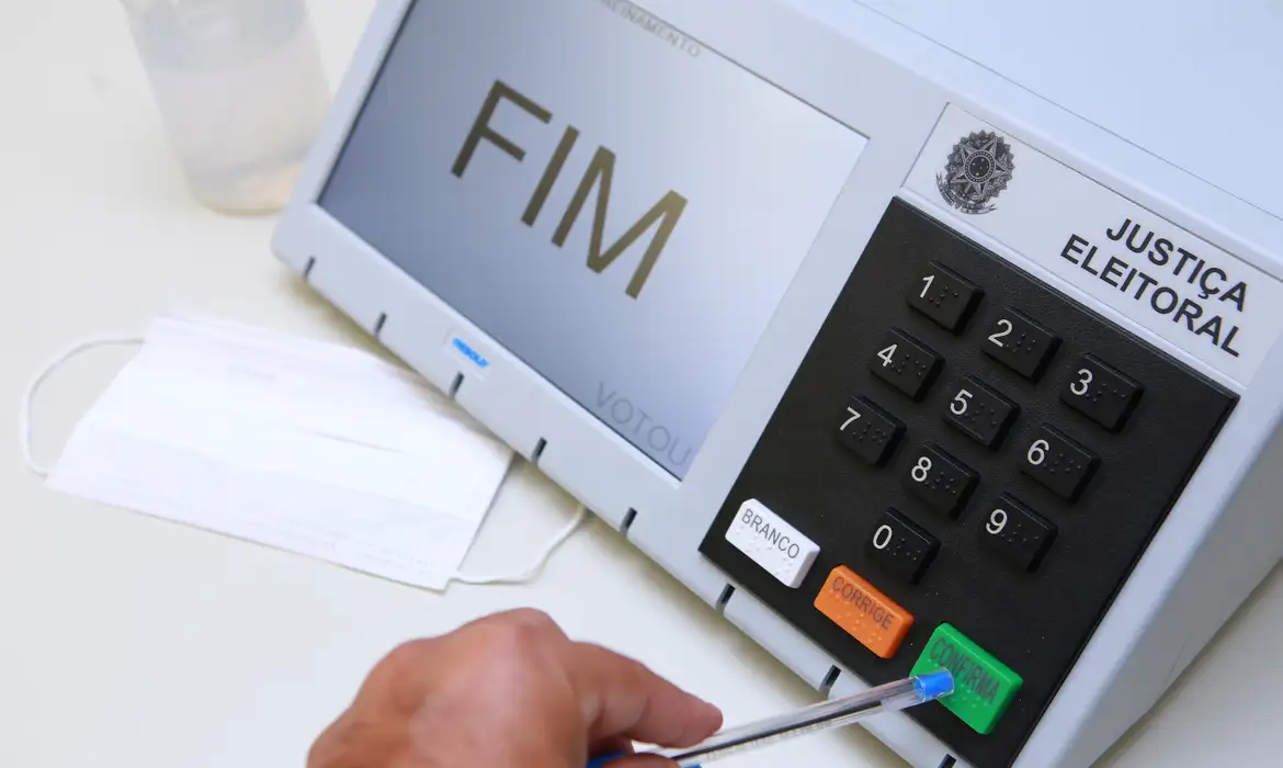 Leia mais sobre o artigo Mais de 5 milhões podem ter o título de eleitor cancelado
