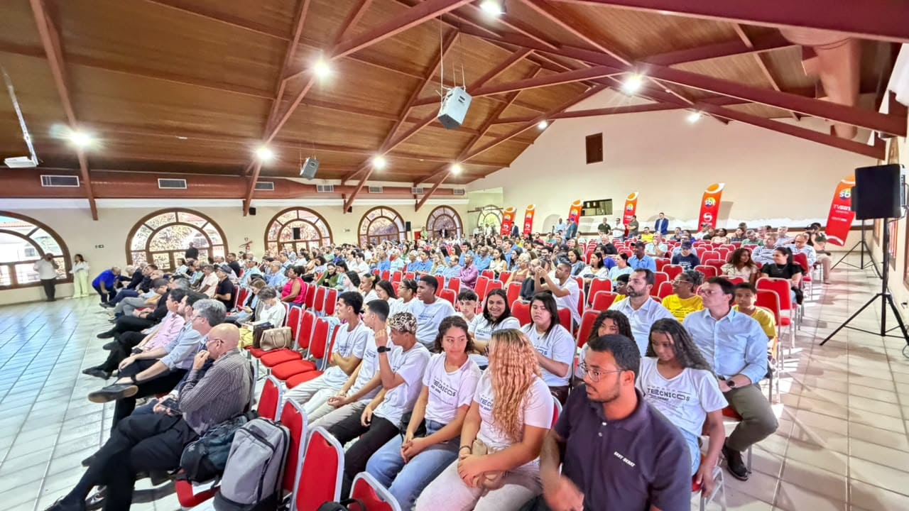 COM AUDITÓRIO LOTADO EM SÃO MATEUS, “ENCONTRO DAS ÁGUAS” REÚNE LIDERANÇAS E DEBATE PLANOS DE CRISE CONTRA A ESTIAGEM