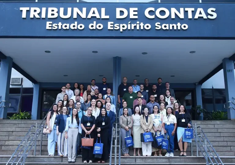 SERVIDORES DE SÃO MATEUS PARTICIPAM DA PRIMEIRA TURMA DE PÓS-GRADUAÇÃO DO TCE-ES