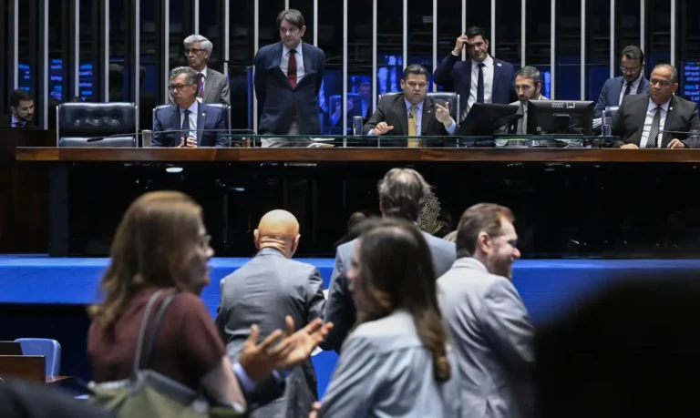 Alcolumbre diz que Senado vota fim da escala 6×1 após as eleições